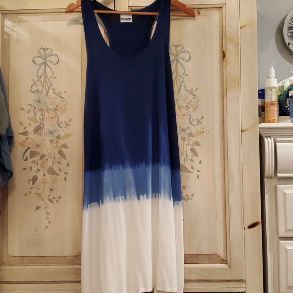 NWOT Dress Ombre navy blue white 2